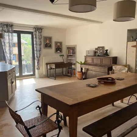Maison Sur Cour Courzieu Esterno foto